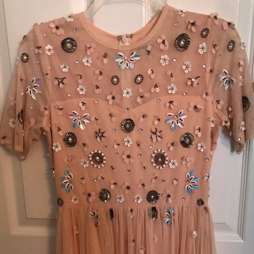 Lace & Beads Embellished Dress - Picture 2 of 6
